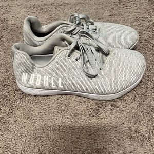 Mens 9.5 Grey NoBulls